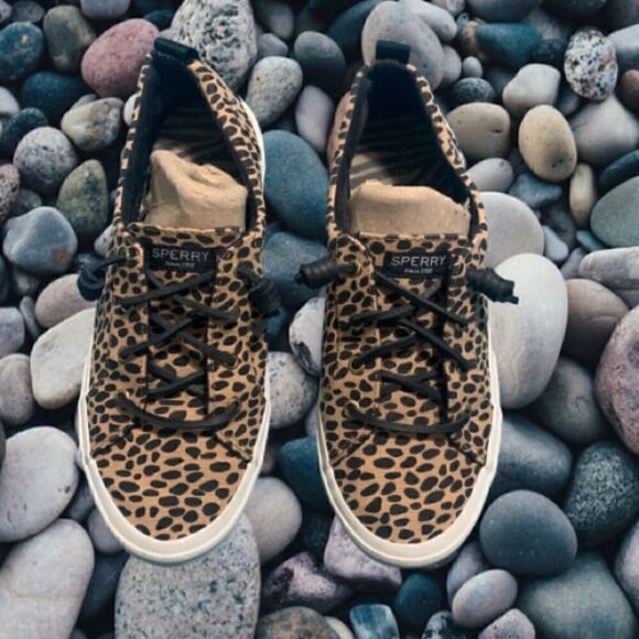 EUC Women's Sperry, Pier Wave LTT Sneaker - Picture 1 of 8